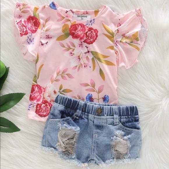 Floral two piece set - Picture 1 of 1